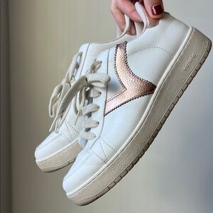 Veja Victoria Women's Cream and Rose Gold Sneakers